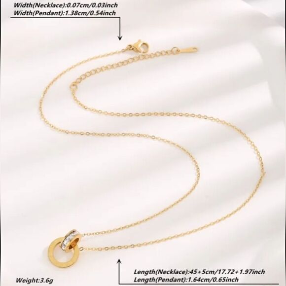 18k Gold Plated Cubic Zirconia Roman Numeral Round Pendant Necklace - Picture 5 of 5